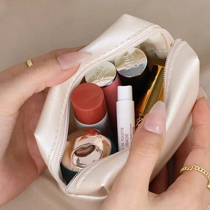 Mini trousse à maquillage